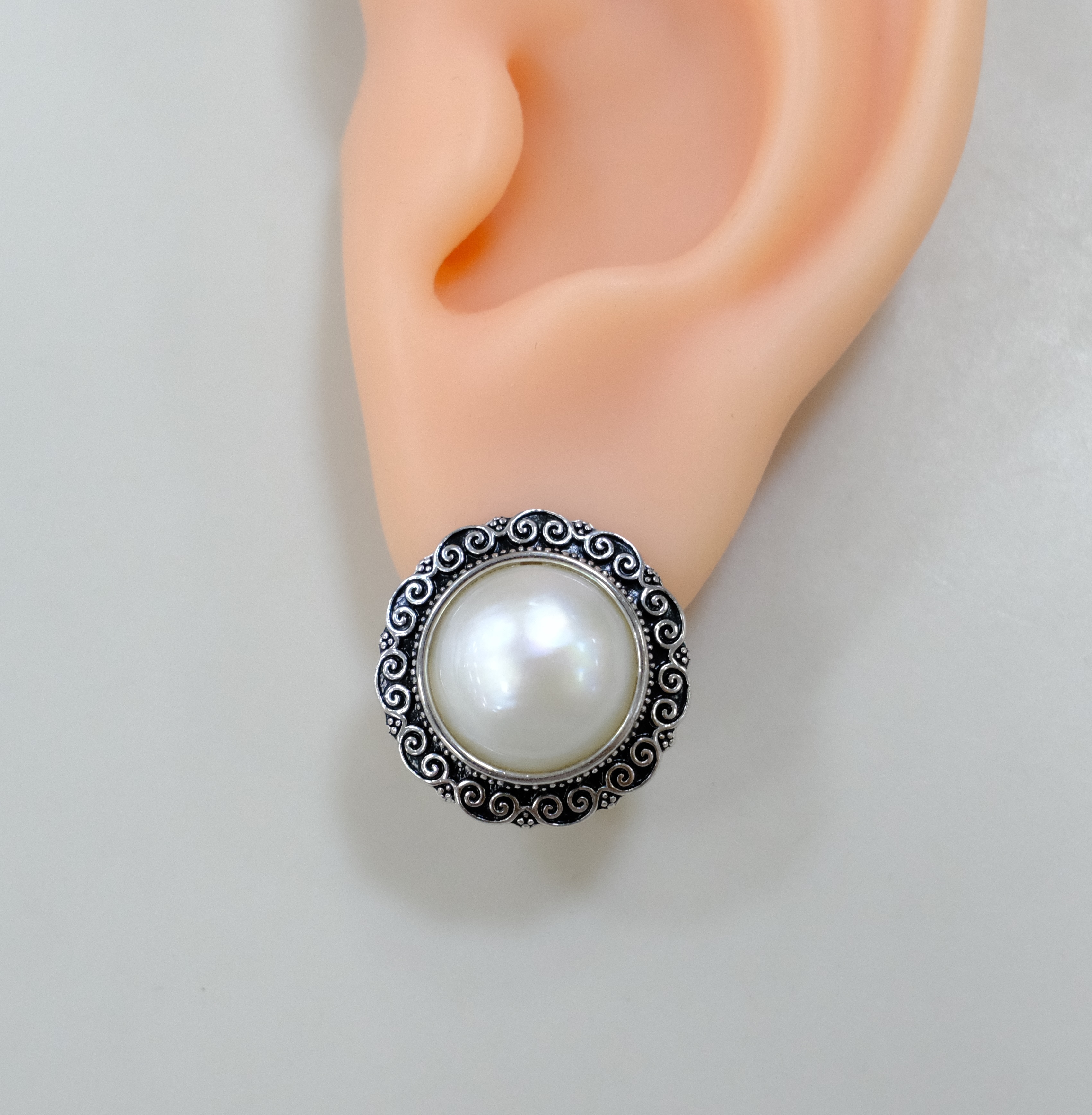 Серебряные серьги с жемчугом Мабе